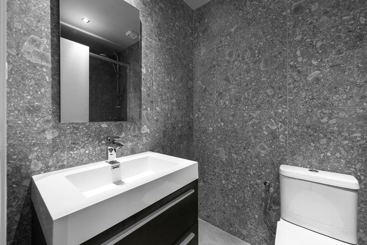 Upper Floor, The Luxury Suites Thessaloniki Exterior foto