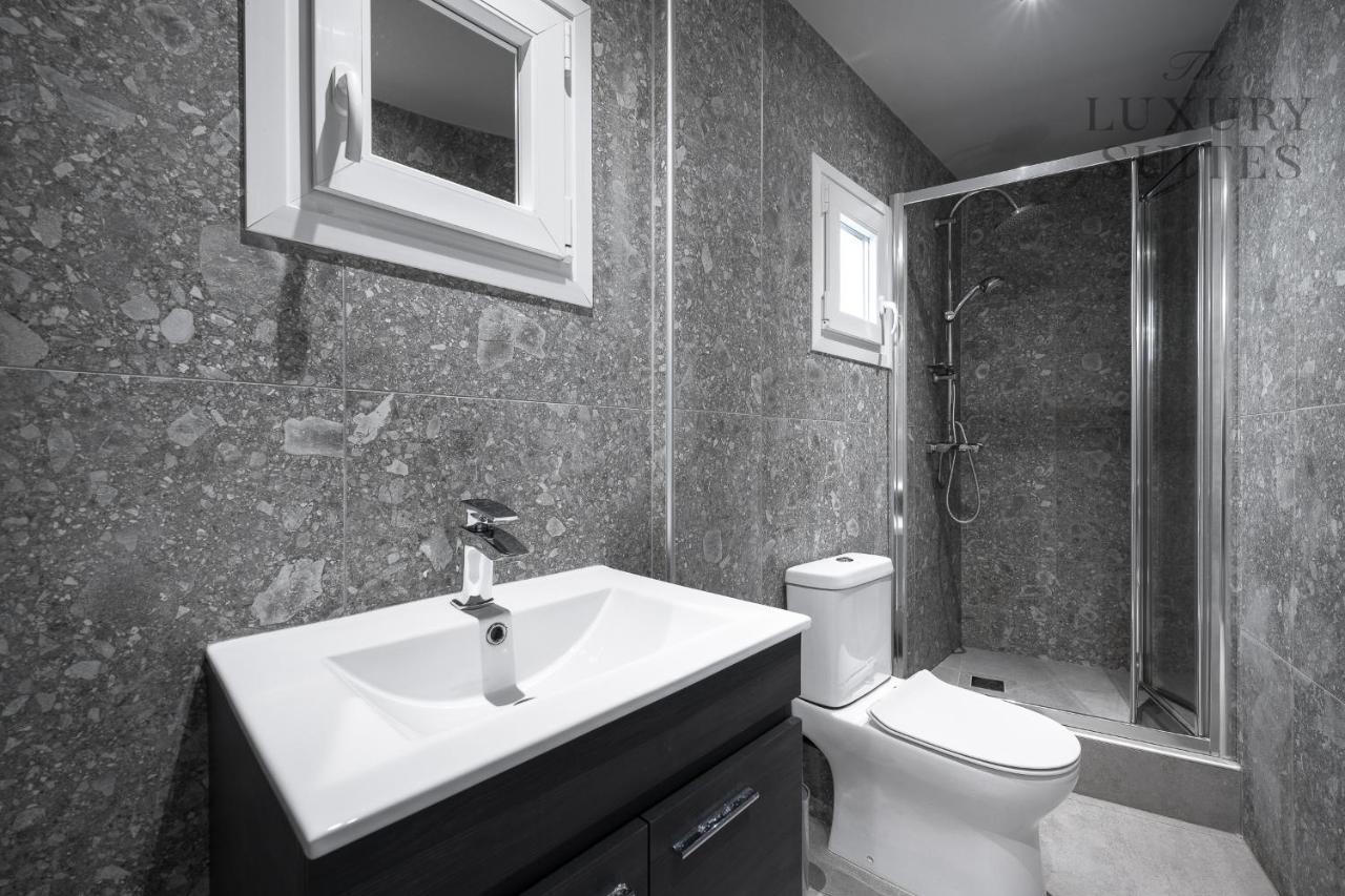 Upper Floor, The Luxury Suites Thessaloniki Exterior foto