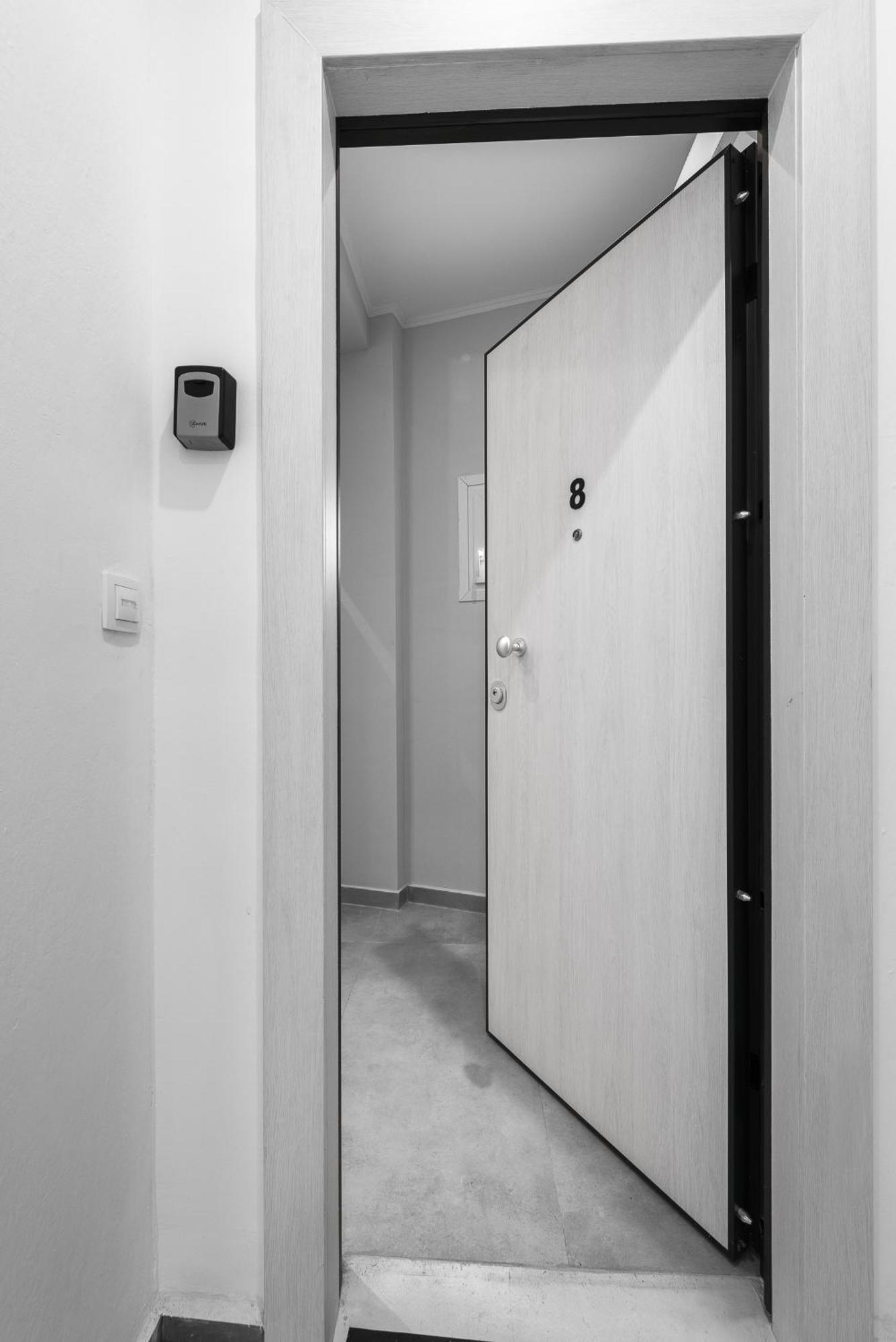 Upper Floor, The Luxury Suites Thessaloniki Exterior foto